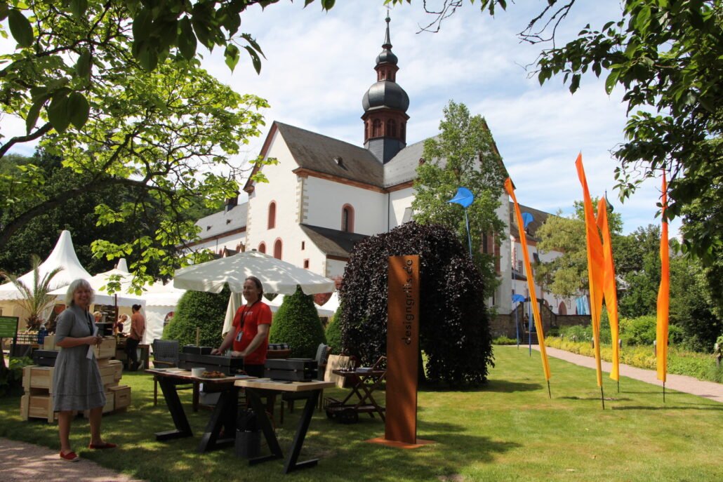Kloster Eberbach › OpenMind ManagementService