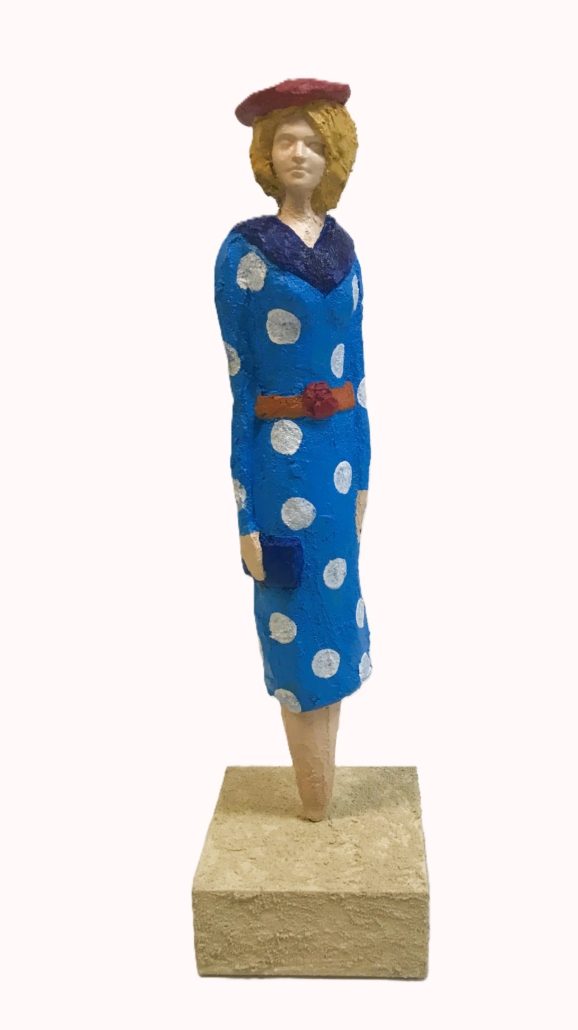 Betonfigur blaues Kleid